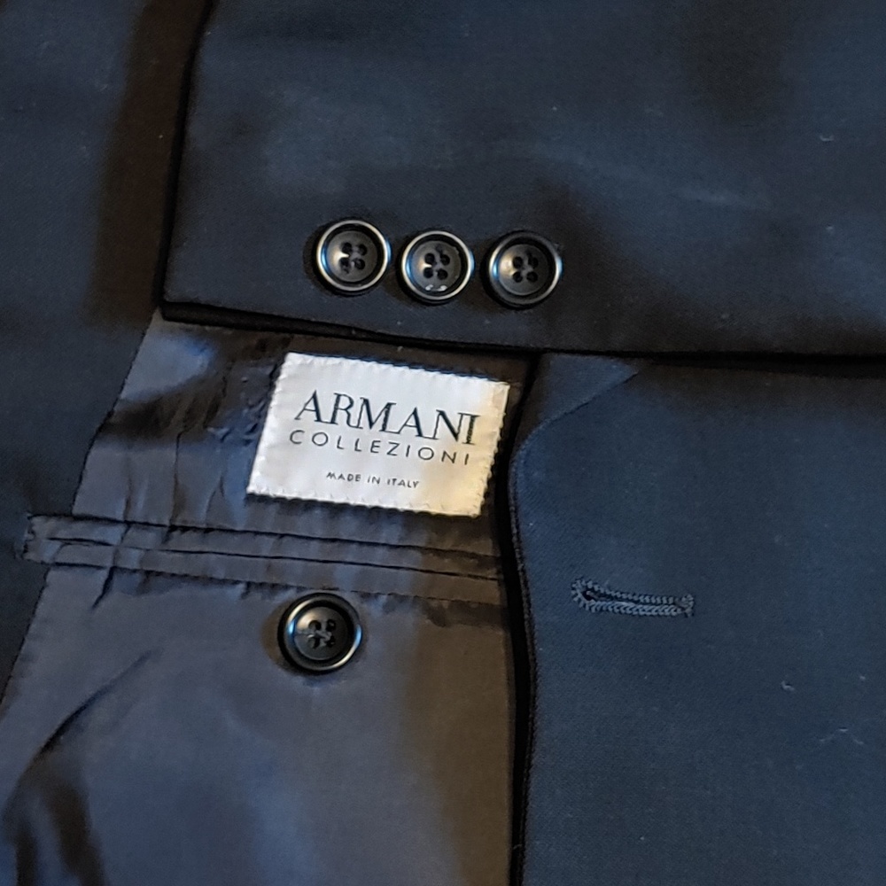 Armani Collezioni Black 3 Button Blazer 41/42 R